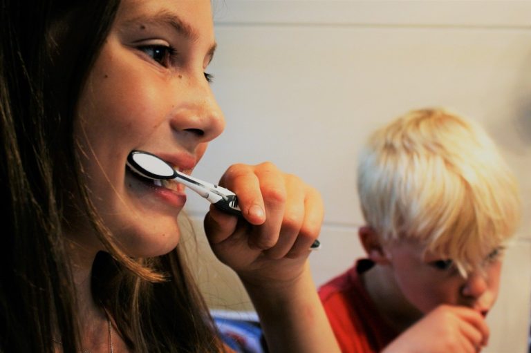 Comment Bien Se Brosser Les Dents Quand Durée Et Conseils Pratiques 